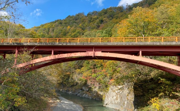 紅葉スポット「渓石橋」への行き方